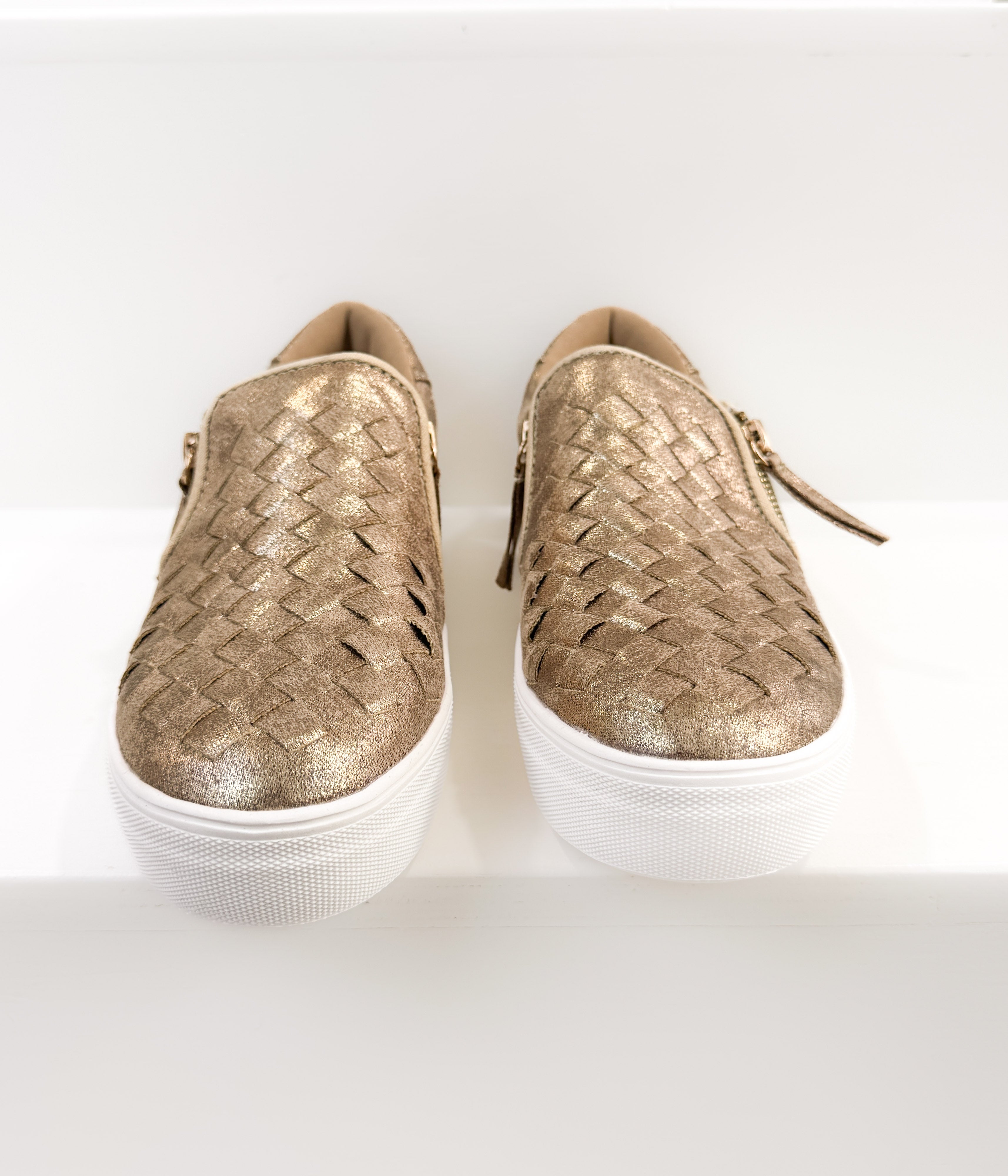 Tiffani Sneaker in Gold