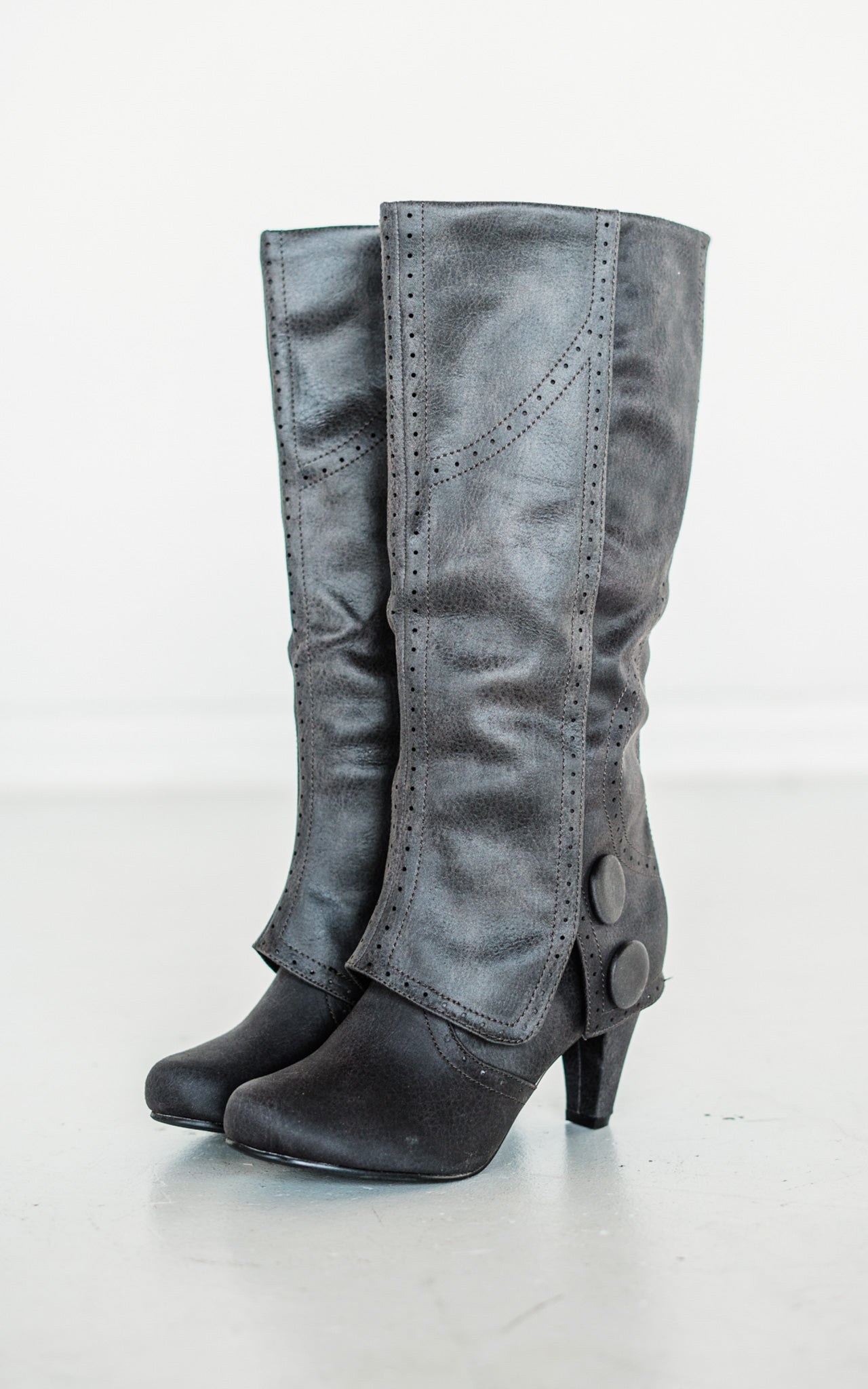 B Dad Boots in Grey