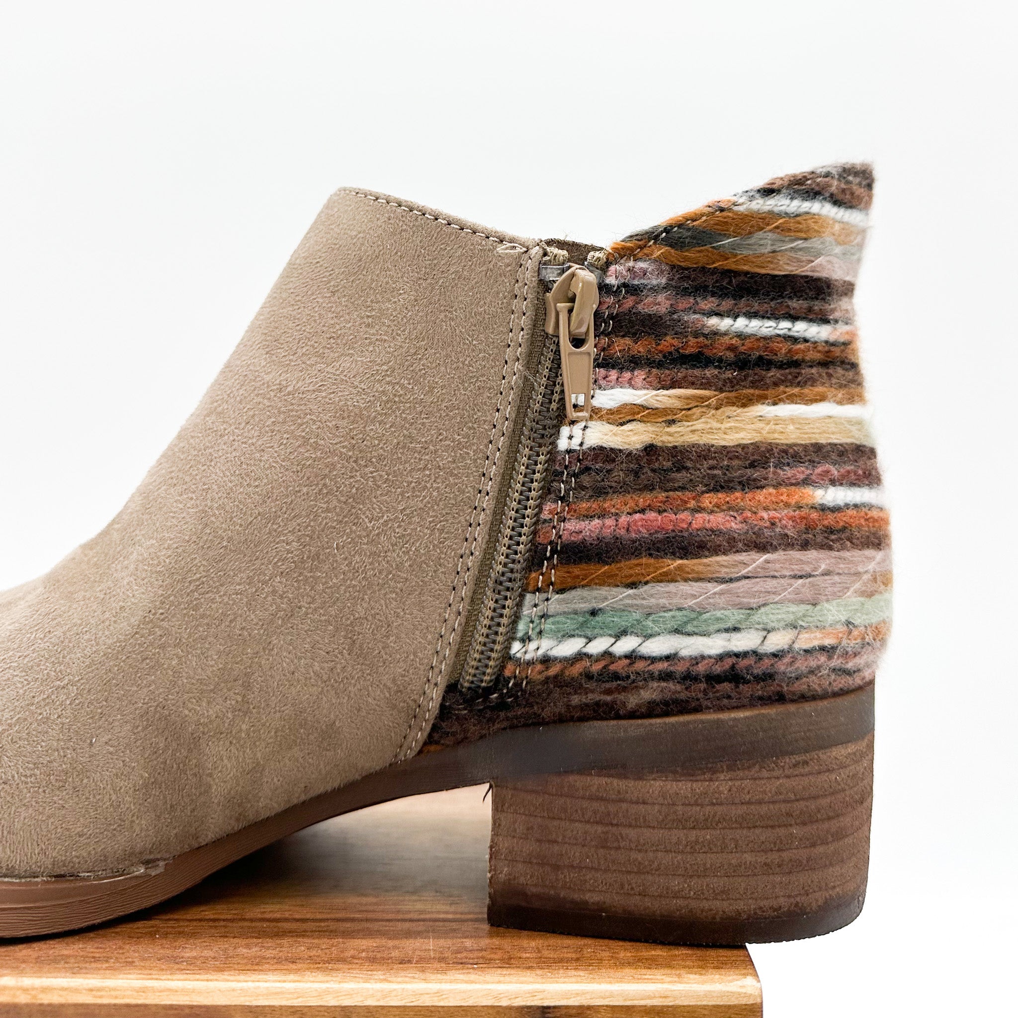 Etty Bootie in Taupe