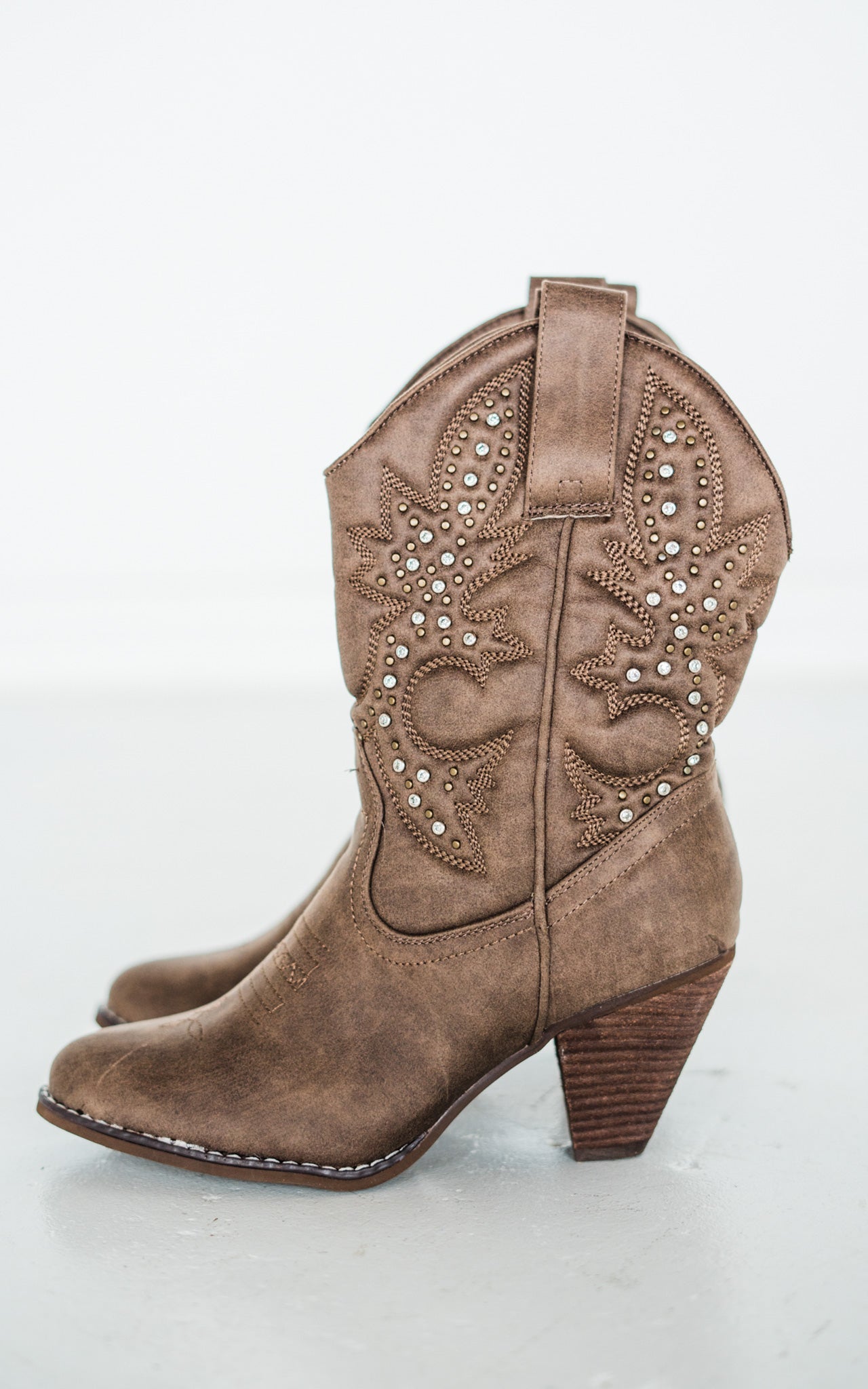 Houston Western Boots in Taupe