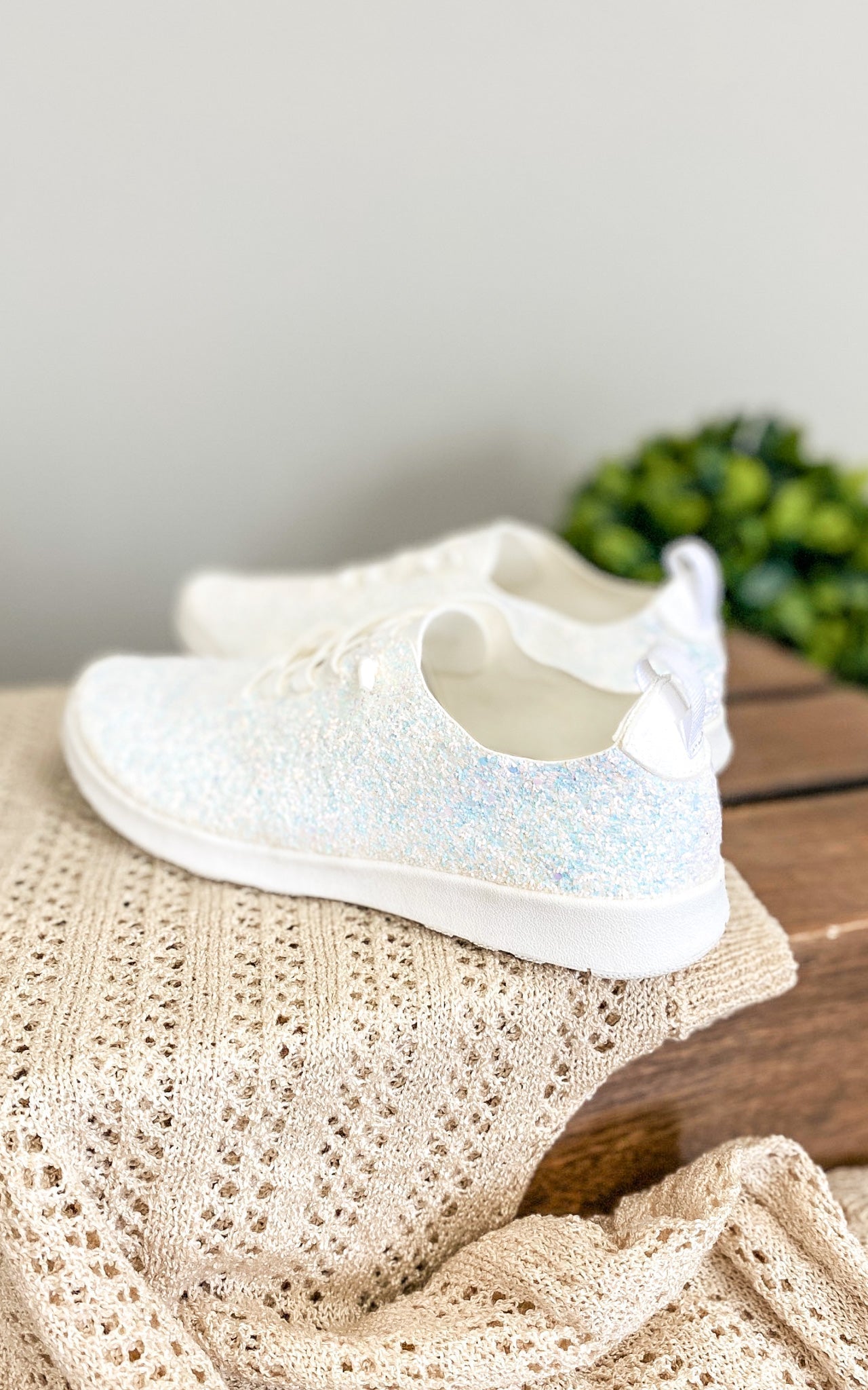Mayo Glitter Sneakers in White