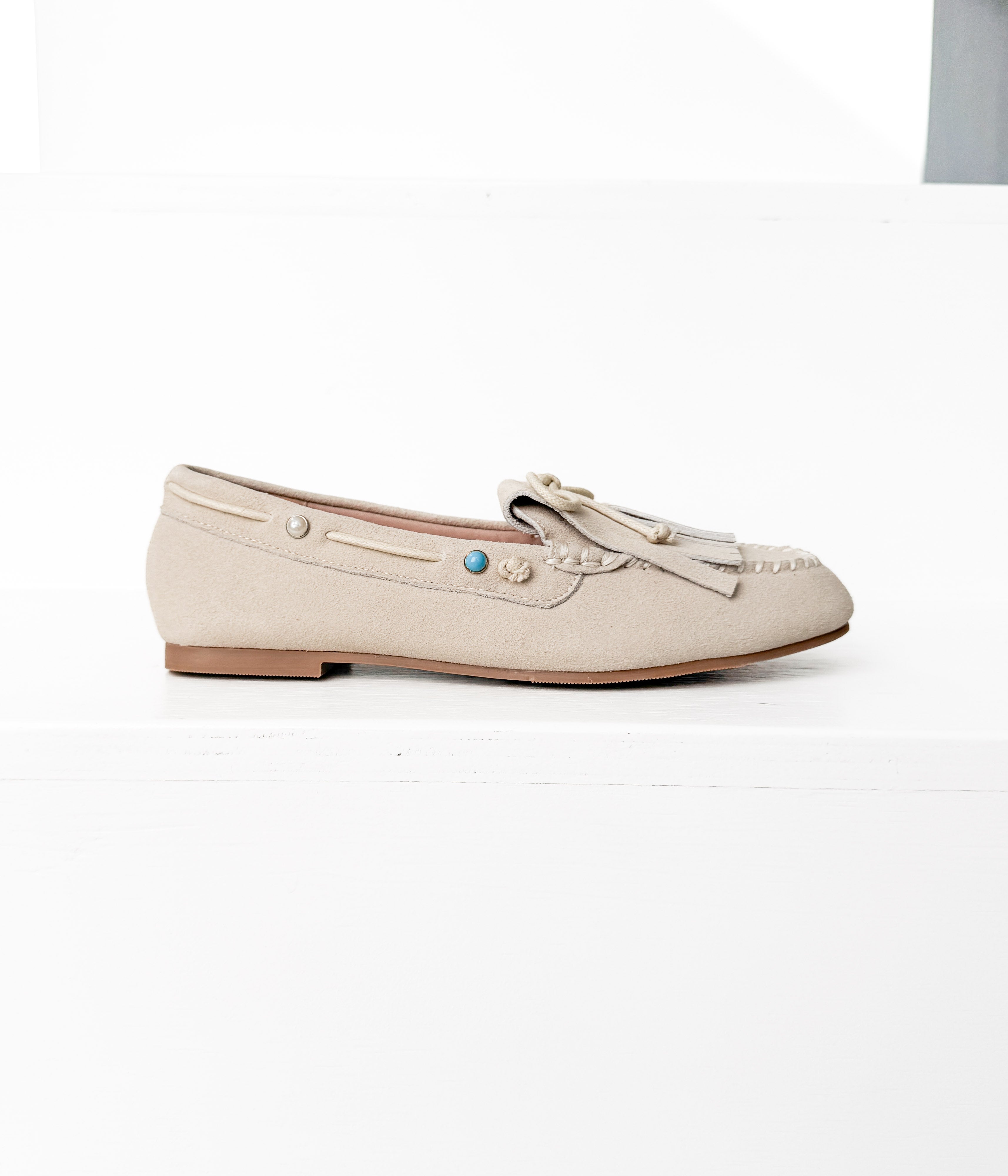 Moccasin Flats in Cream