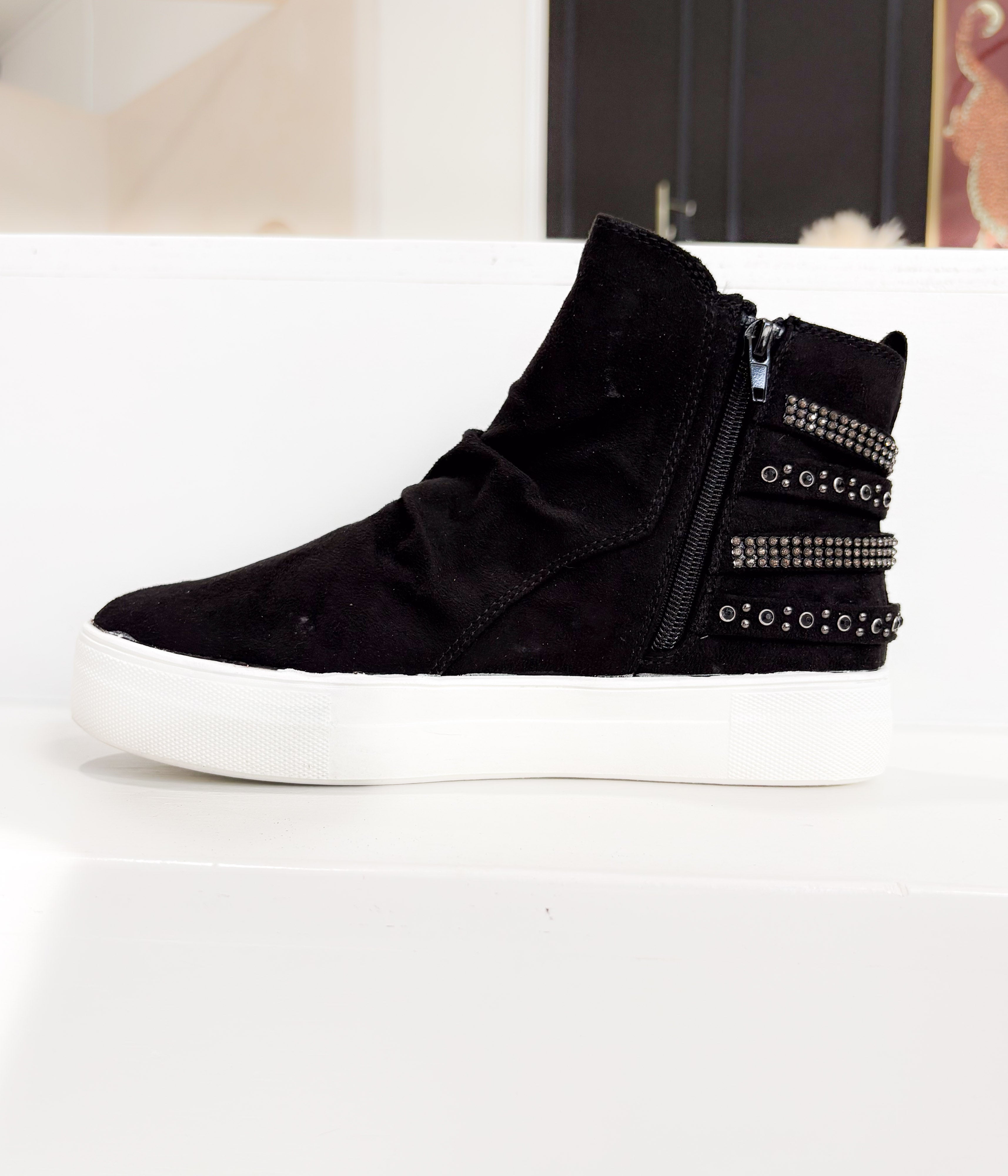 Muly Sneaker in Black