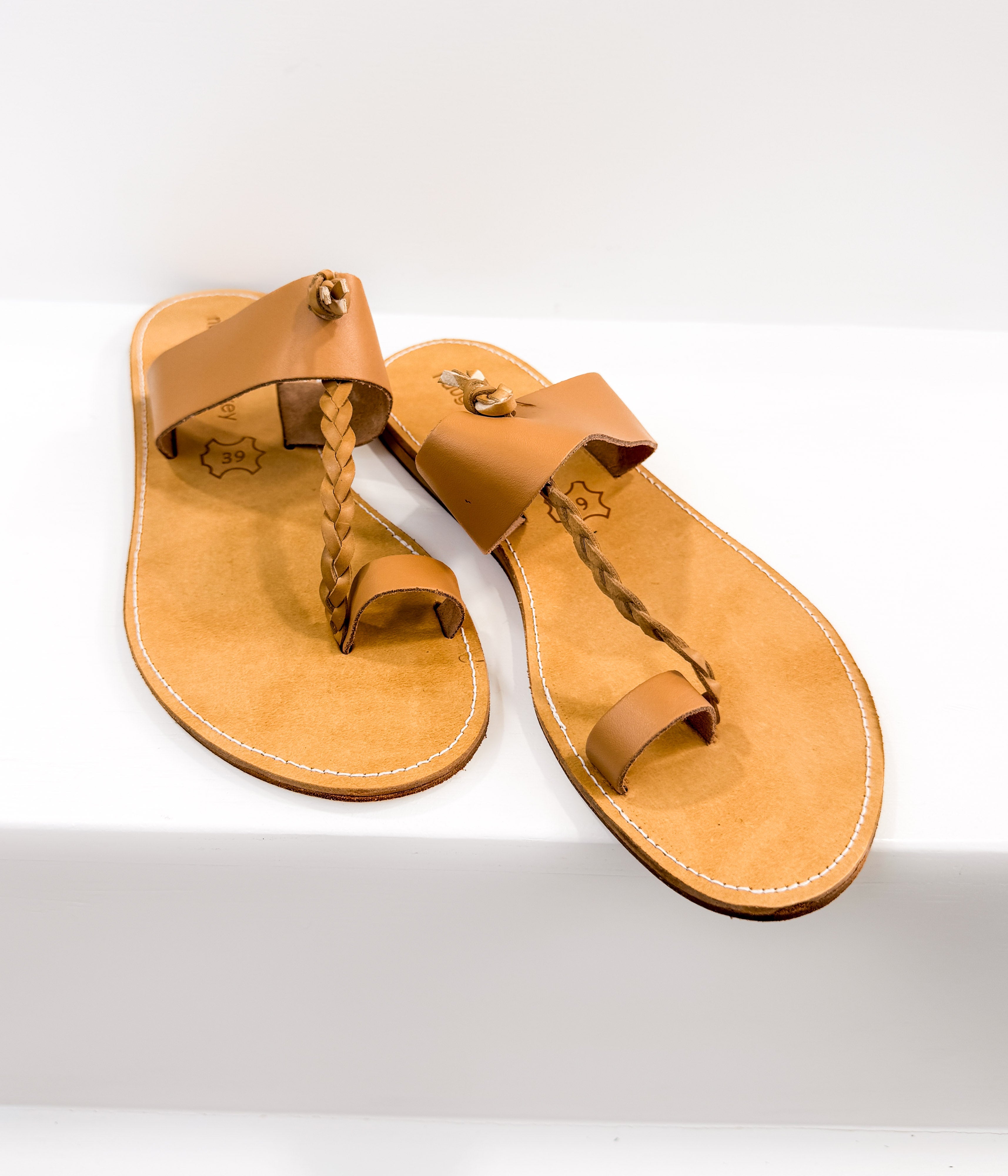 Thess Sandals in Natural