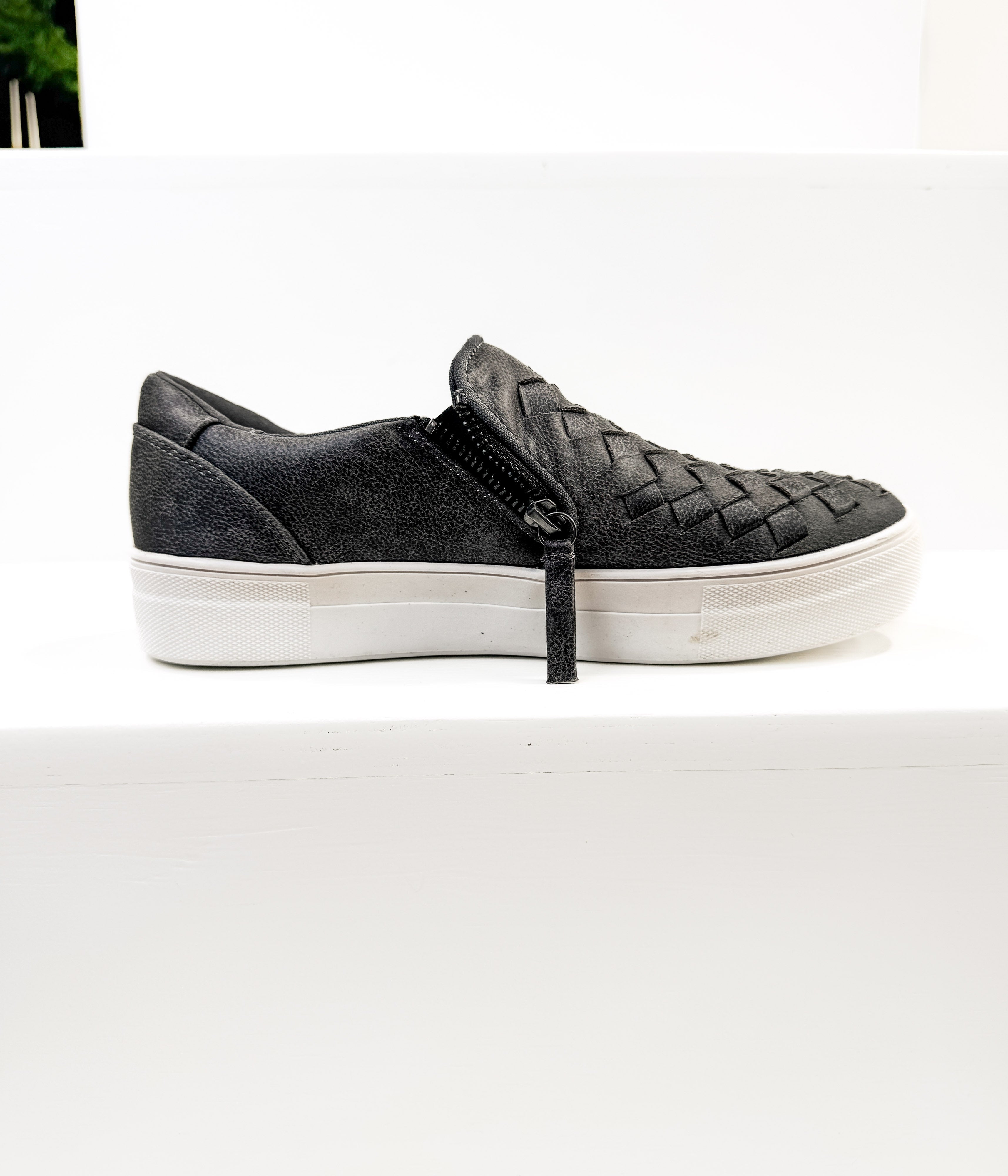 Tiffani Sneaker in Charcoal