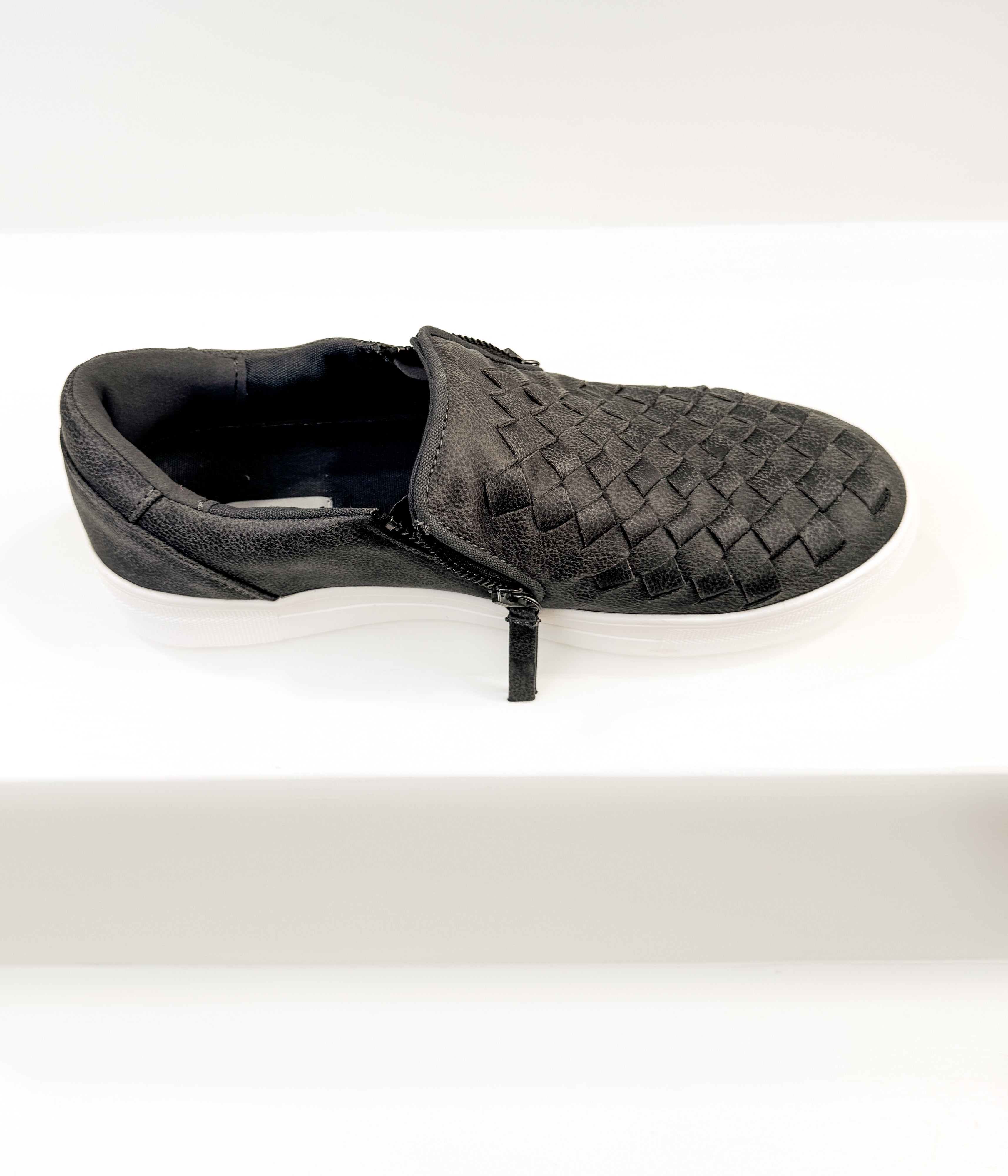 Tiffani Sneaker in Charcoal