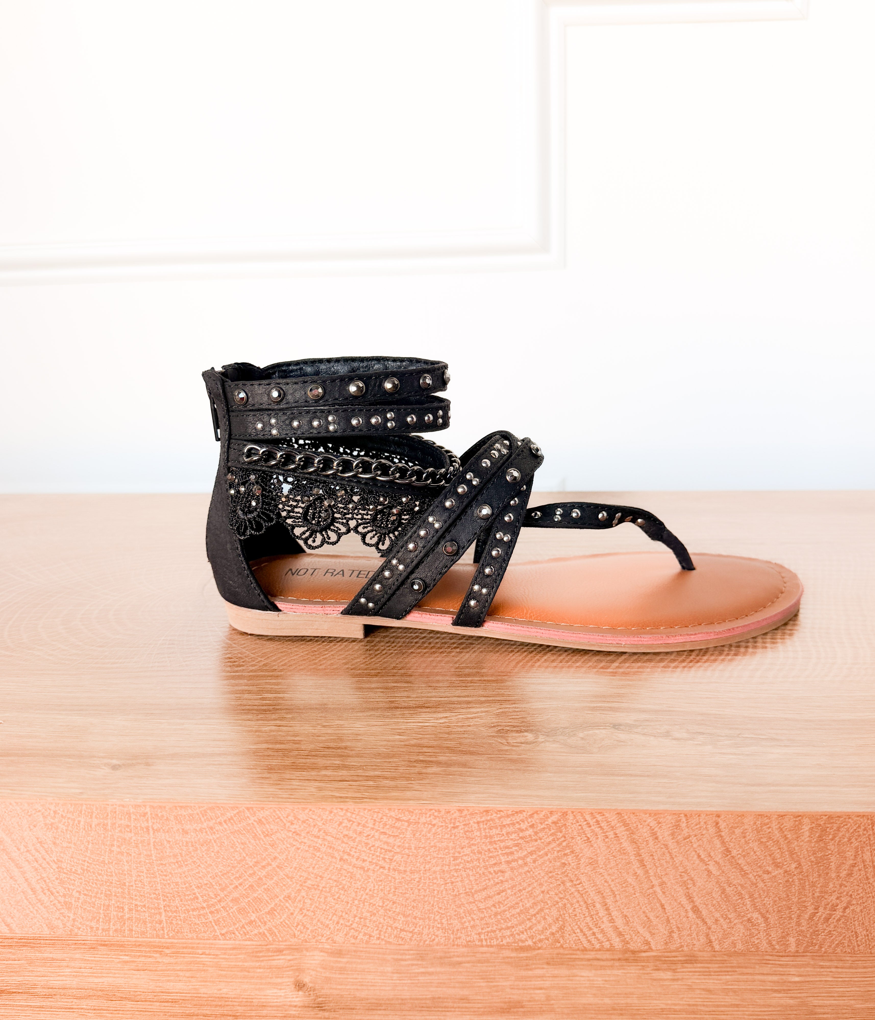 Willow Sandal in Black