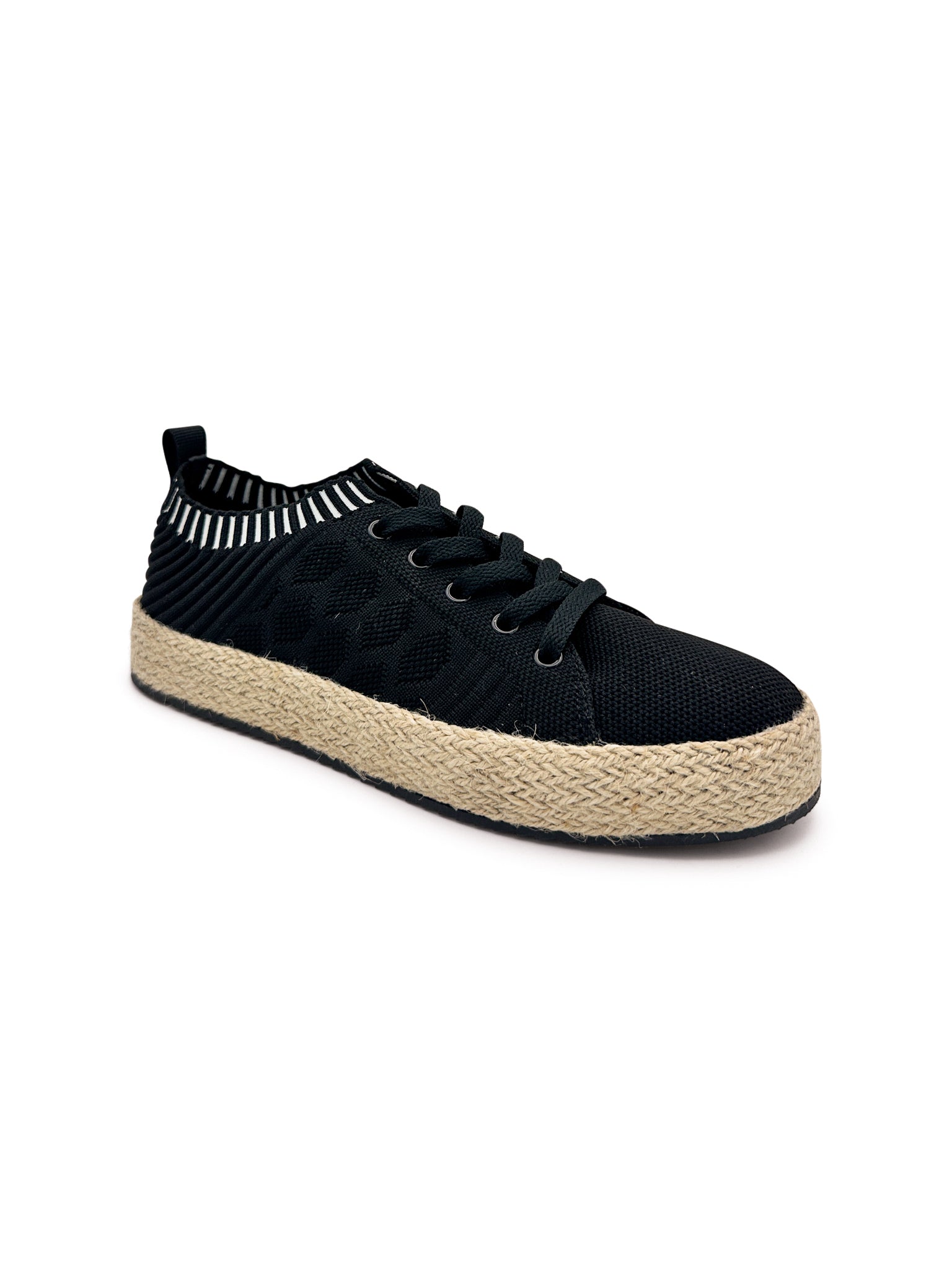 Yaras Sneakers in Black